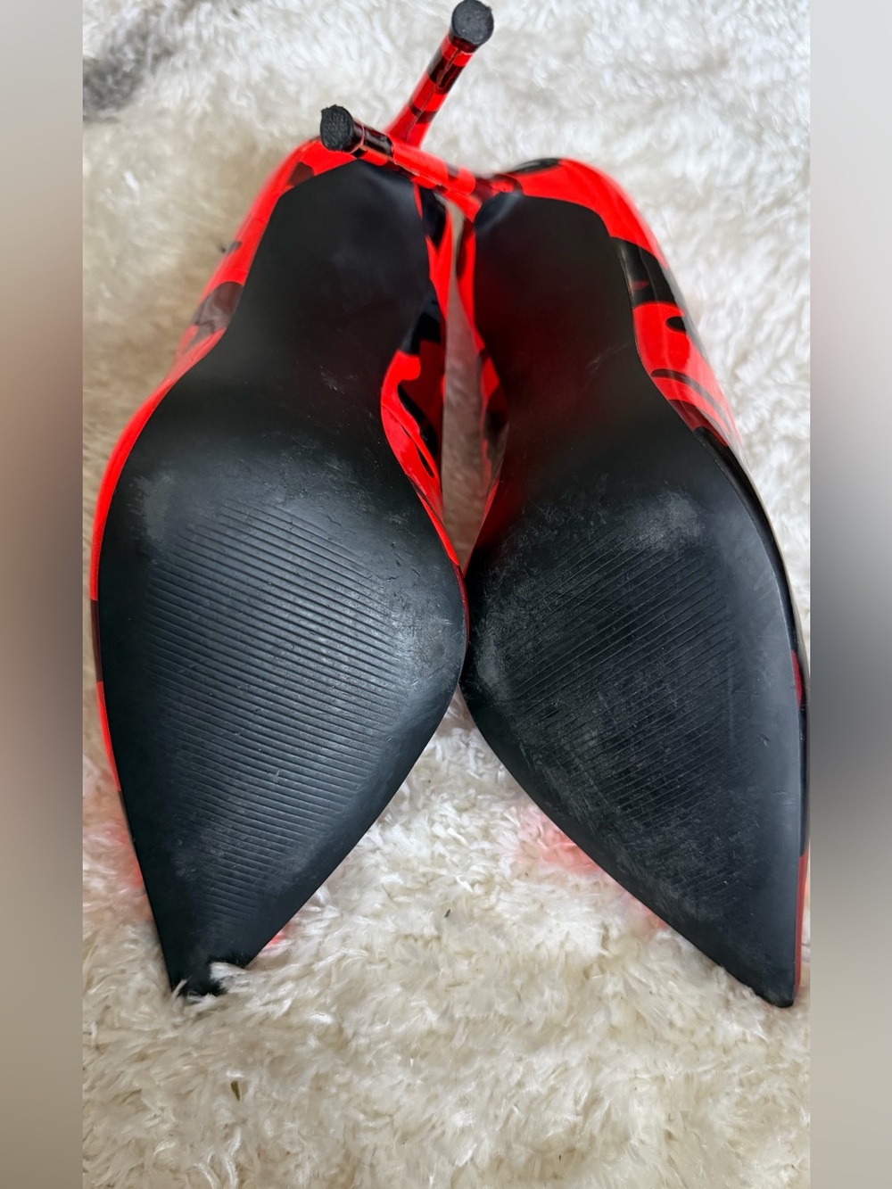 Steve Madden Red and Black Camouflage Patent Pointed-Toe Stiletto Heels - Picture 9 of 9